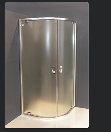 FRAMELESS GLASS SHOWER